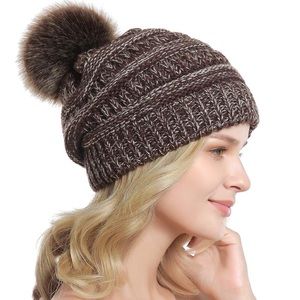 Coffee + Cream 5⭐️ Rated Slouchy PomPom Bea